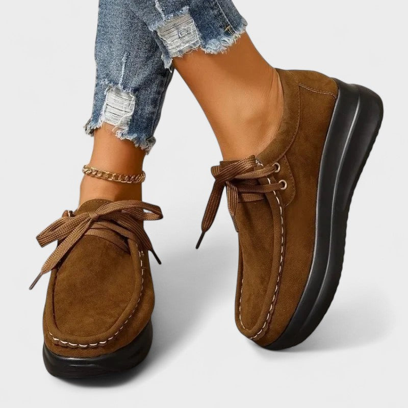 Carla - Chaussures en daim